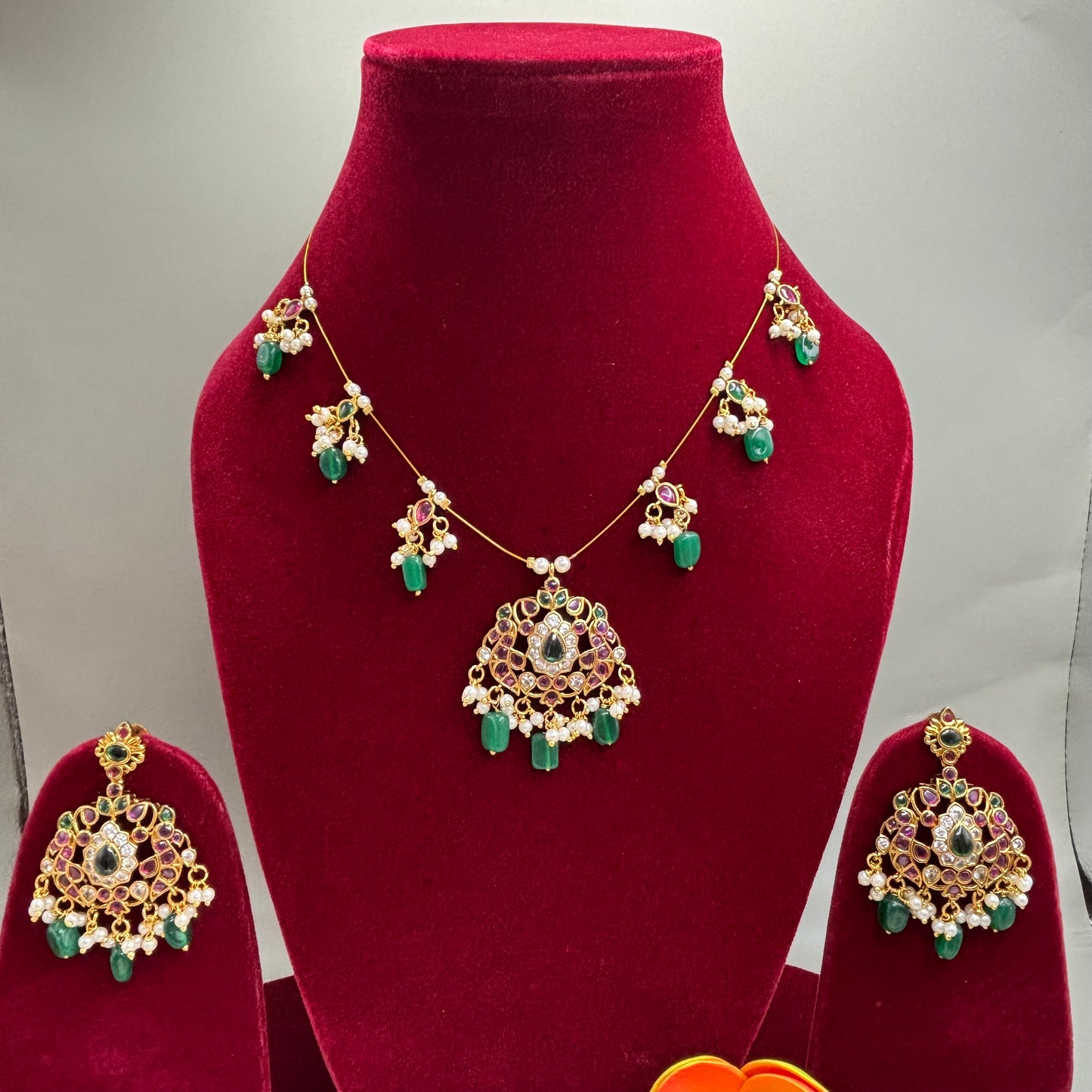 Whispers of Tradition – Invisible Chain Set with Green Motifs & Kemp Stones