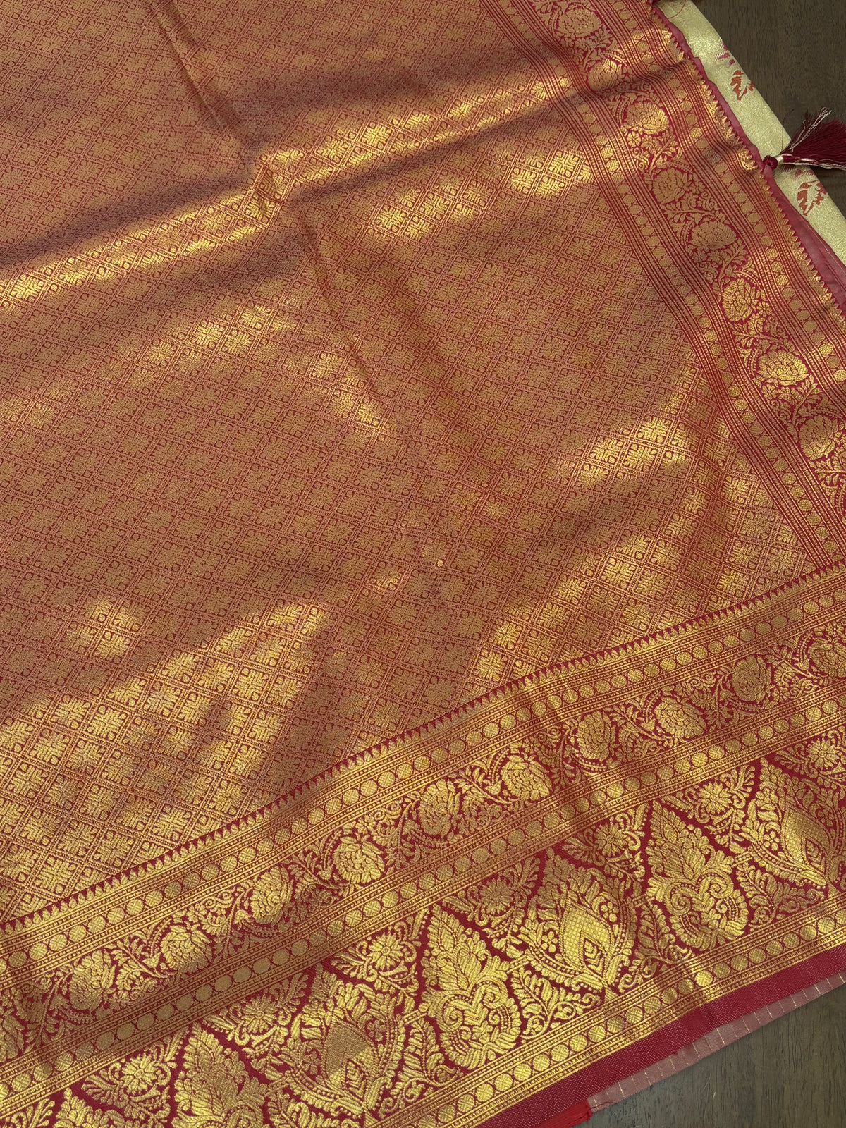 Heritage Kanchi Soft Silk Saree with Floral Design and Maroon Contrast