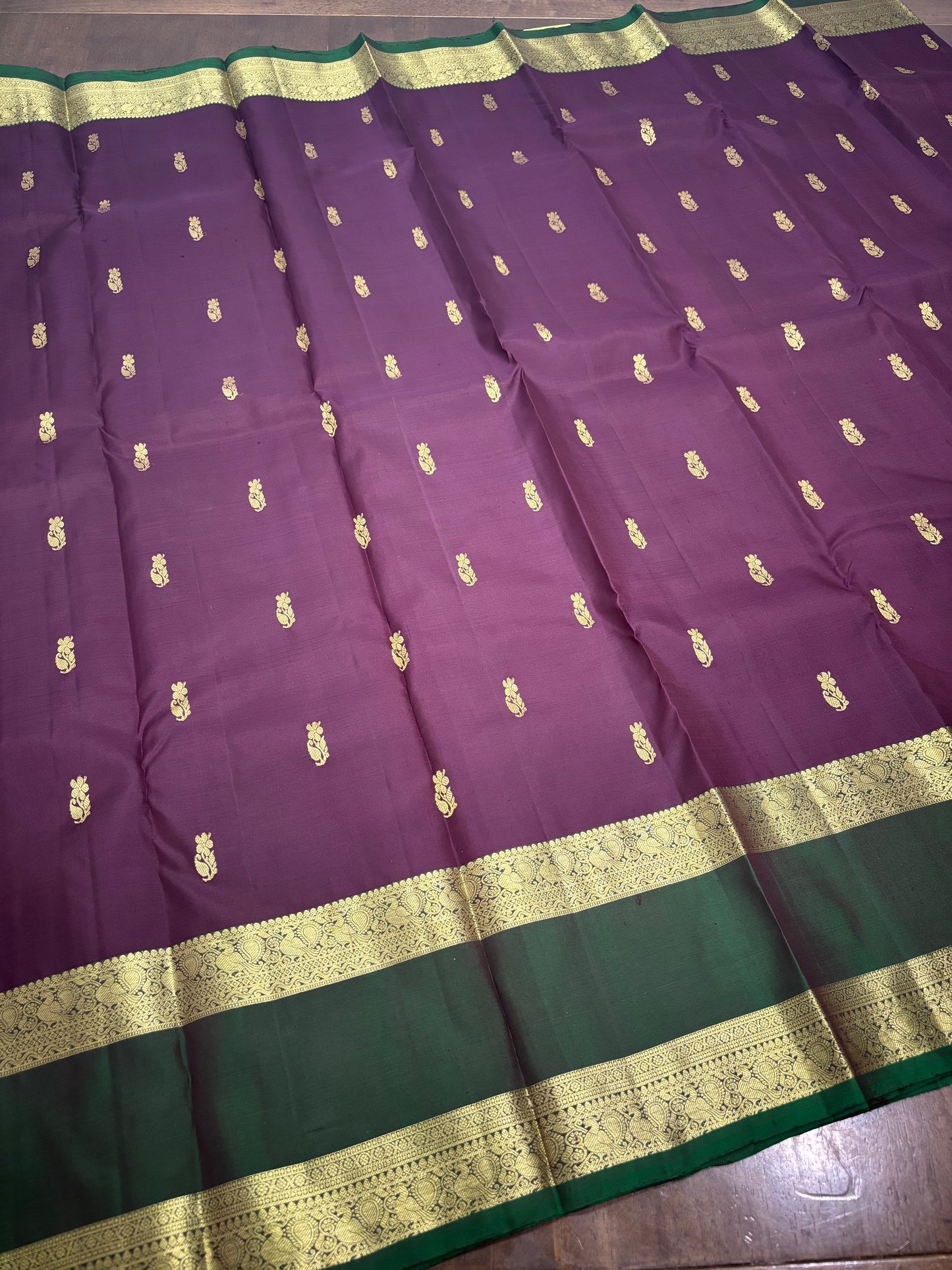 đ Regal Burgundy & Green Kanchipuram Pure Silk Saree with Grand Zari Work