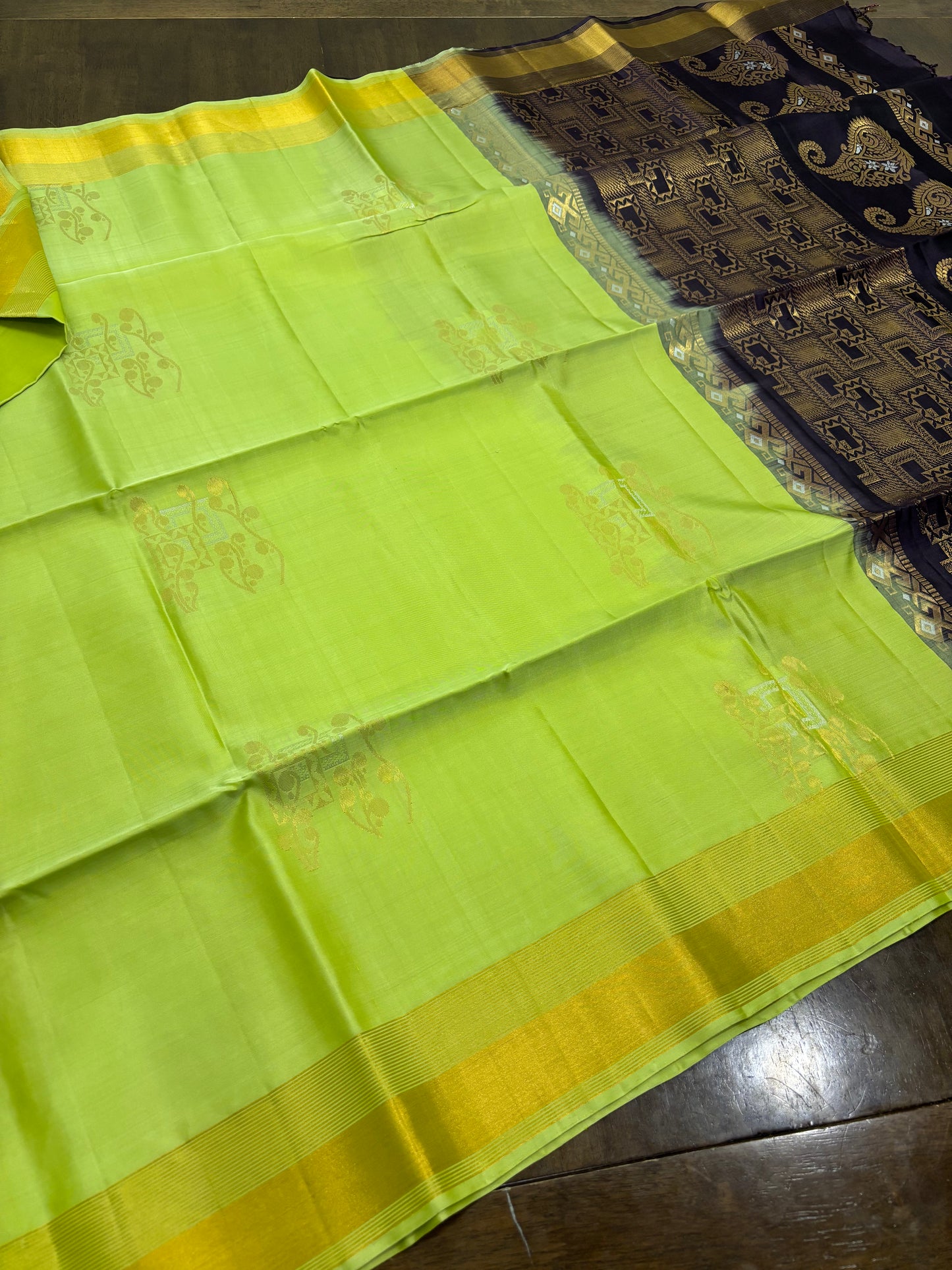 Parrot Green & Dark Plum Kanchipuram Silk Saree with Rich Zari Detailing