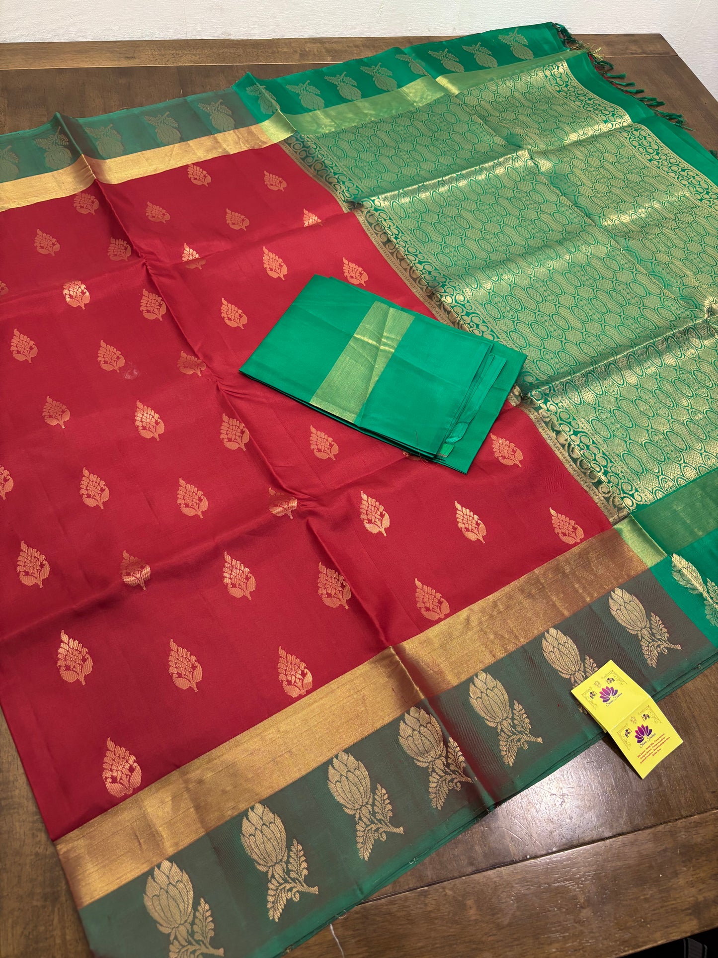 Maroon & Green Kanchipuram Soft Silk Saree with Traditional Elegance