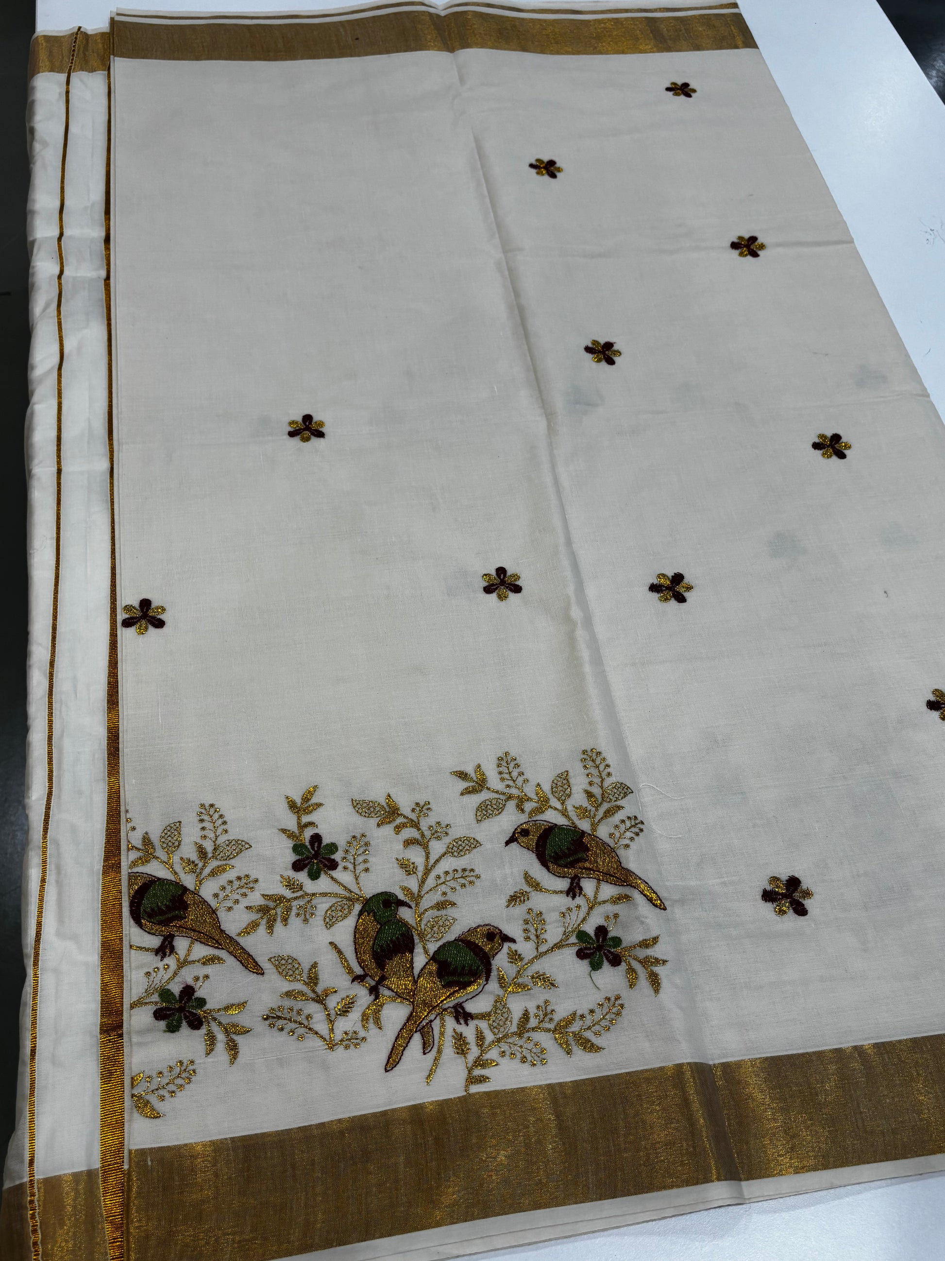 Kerala Kasavu saree with bird embroidery and gold zari border – view 3