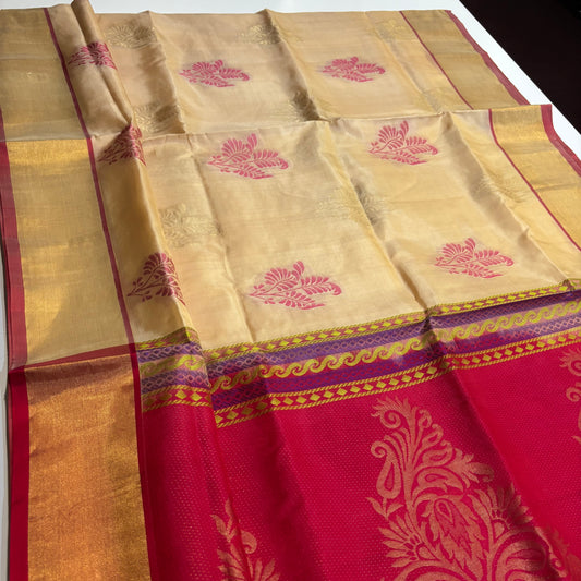 Pure Kanchipuram Silk Saree – Beige Body with Rani Pink Zari Pallu & Traditional Border