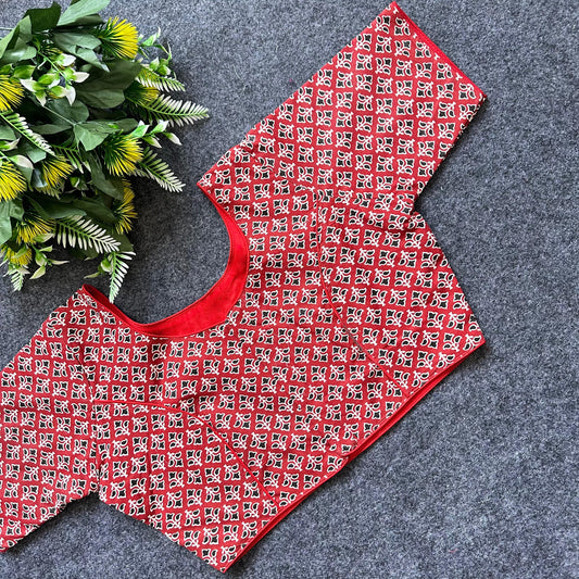 Red Cotton Blouse with Black & White Accents – Vibrant Contrast for Everyday Ethnic Wear