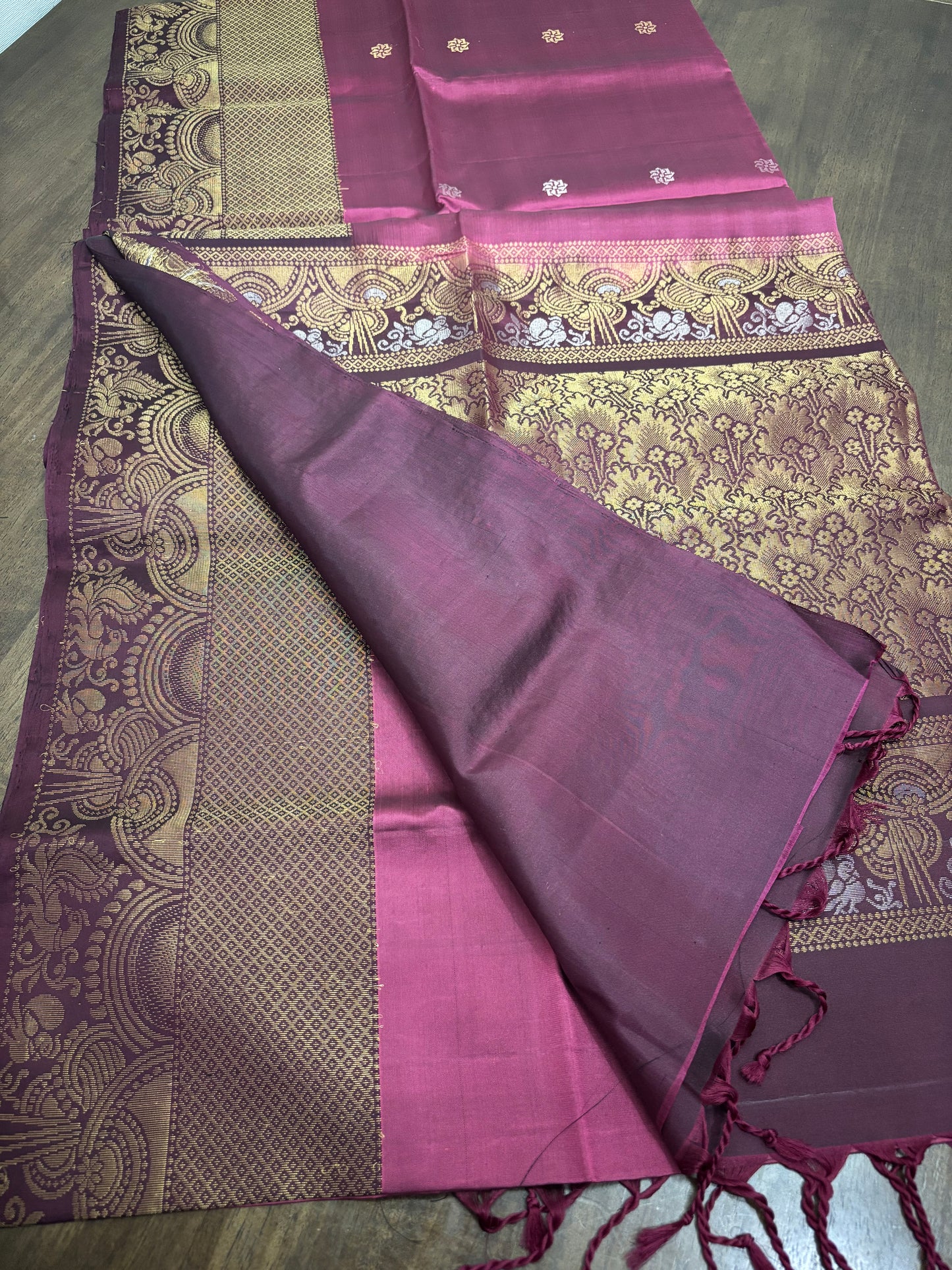 Onion Pink and Magenta Kanchipuram Silk Saree