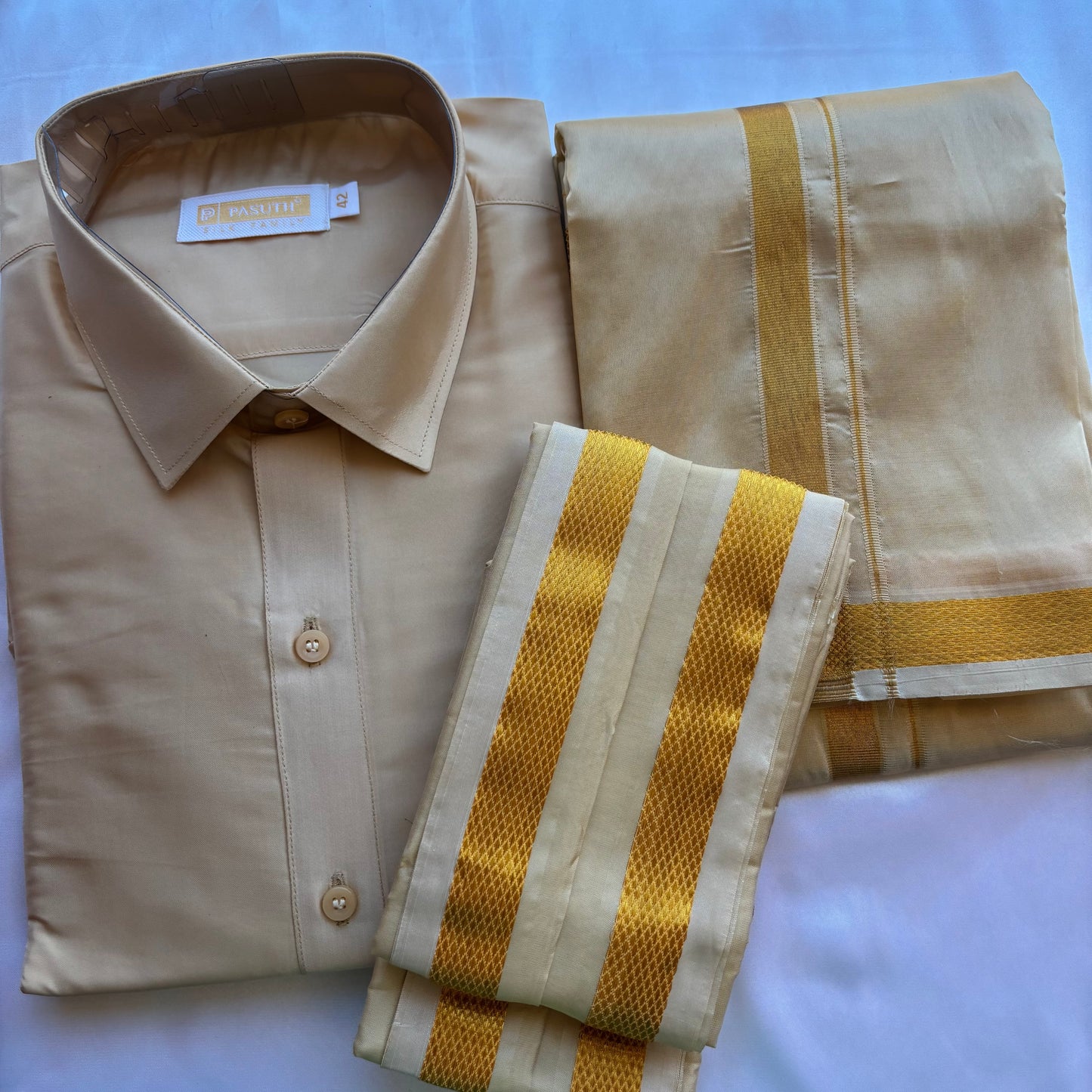 South Indian Gold Silk Veshti Set – Festive Collection