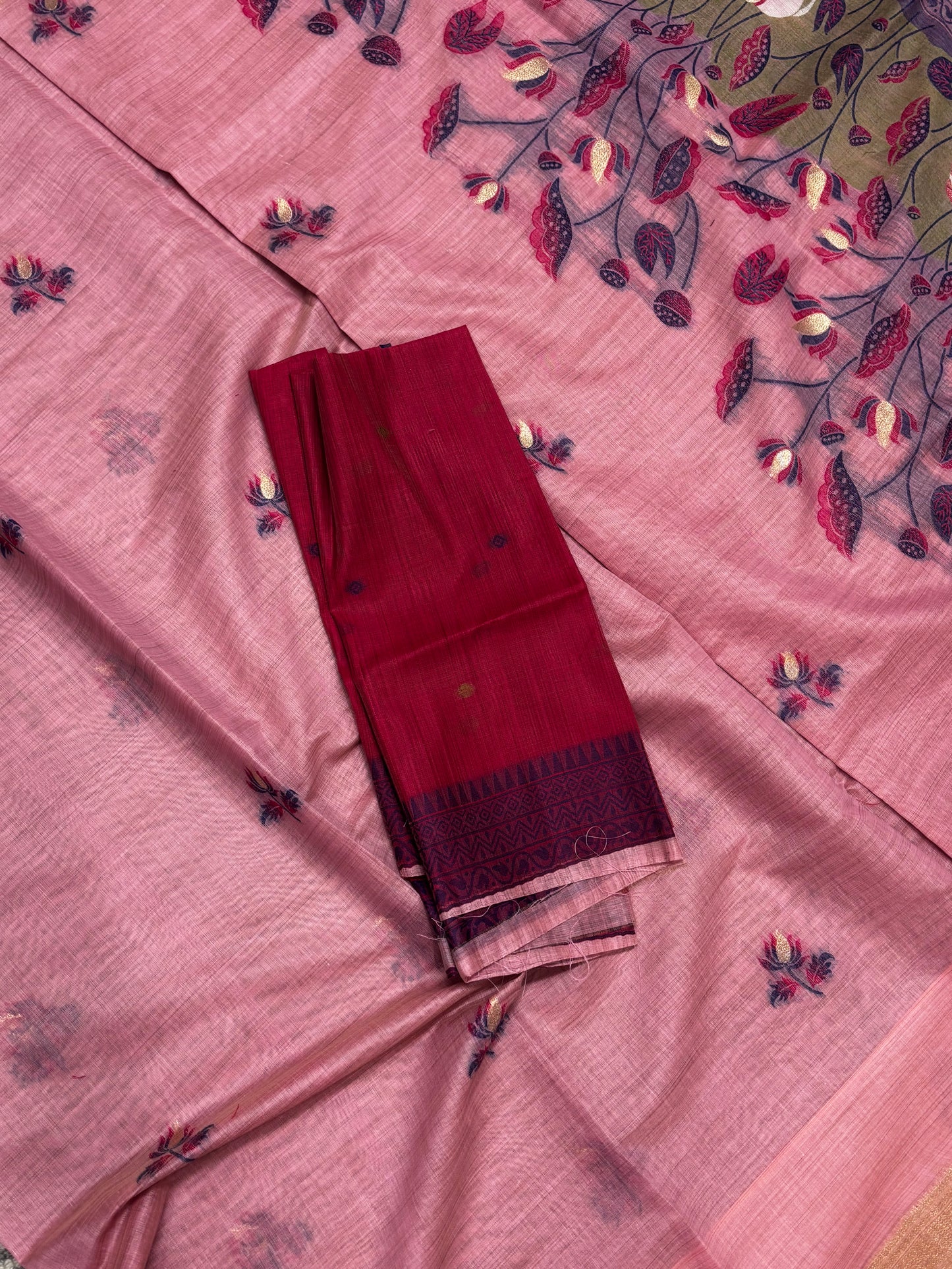 Elegant Pastel Pink Linen Cotton Saree with Floral & Elephant Details