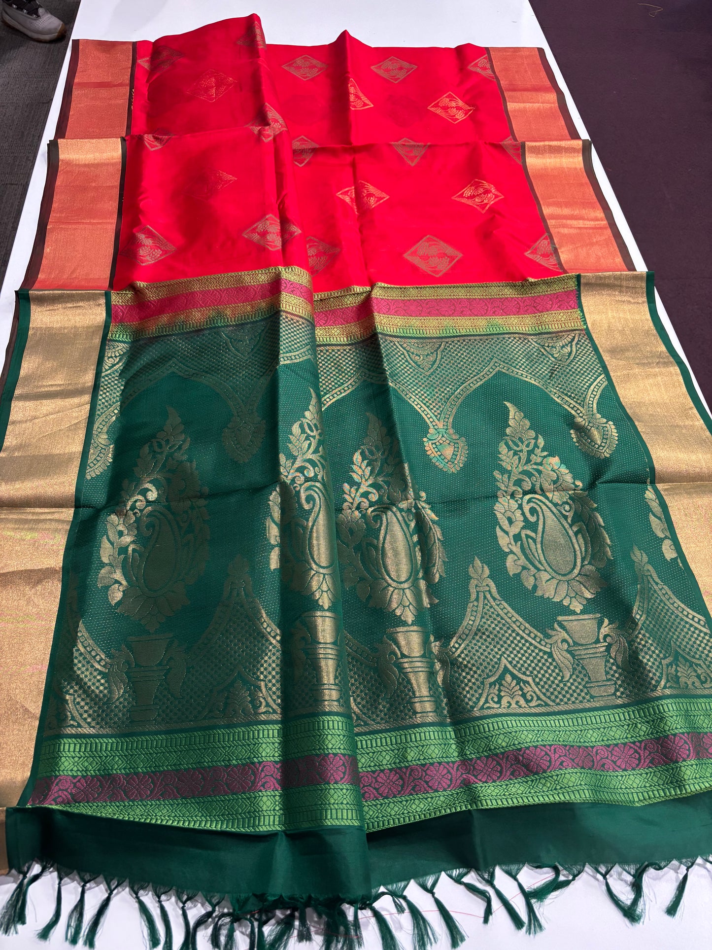 Festive Flame – Pure Kanchipuram Silk Saree in Red & Green