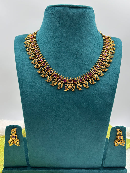 South Indian Temple Kemp Necklace Set with Antique Gold Detailing