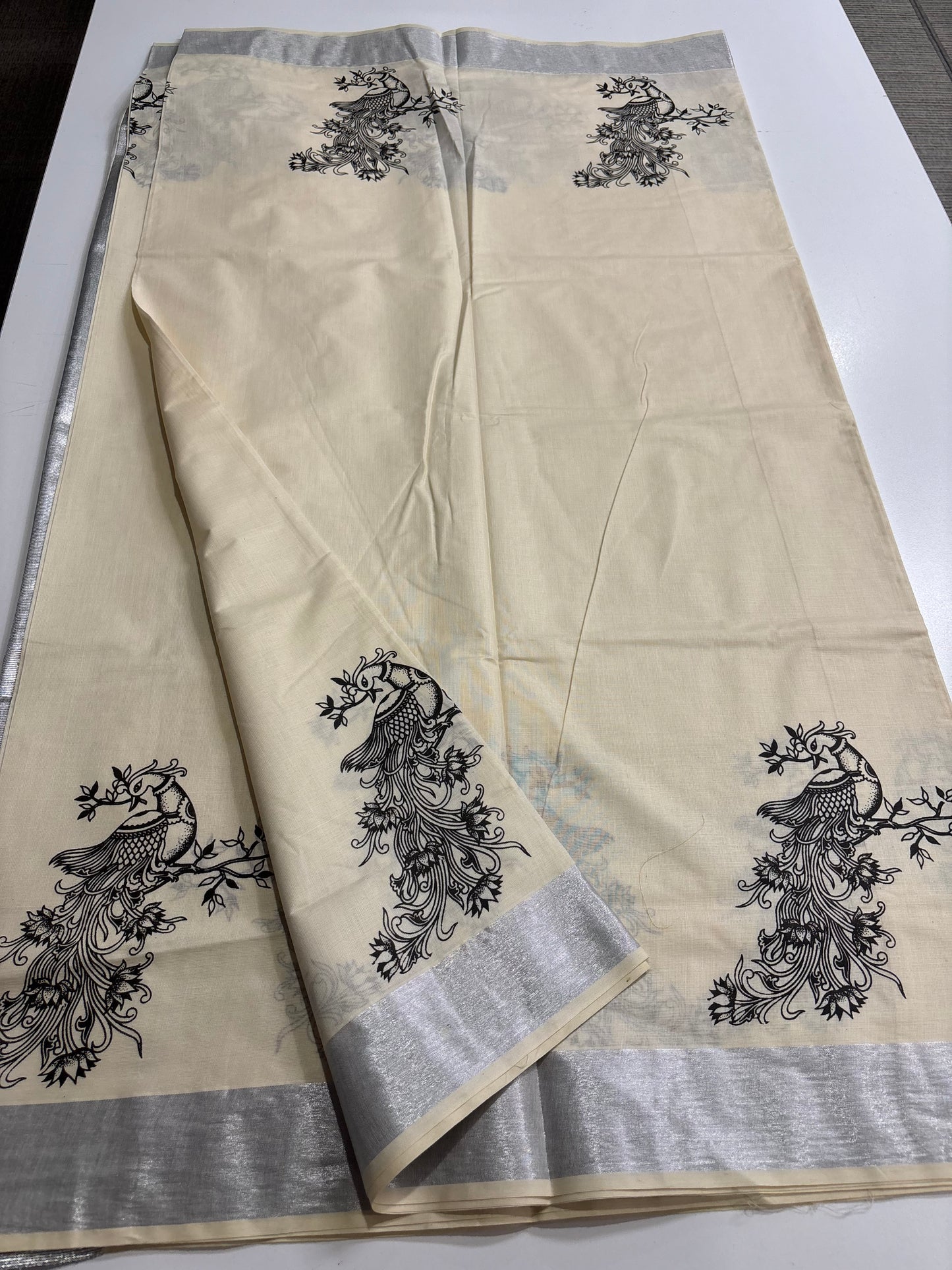 Kerala Kasavu Cotton Saree with Mural Art & Black Tassel Finish | Shrees Fashion