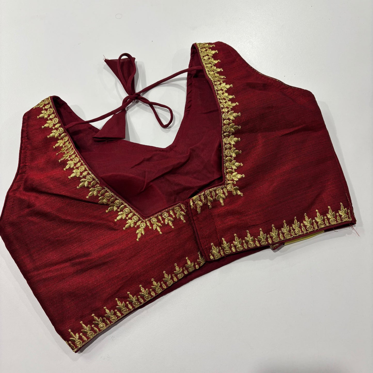 Regal Radiance – Maroon Blouse for Grand Occasions