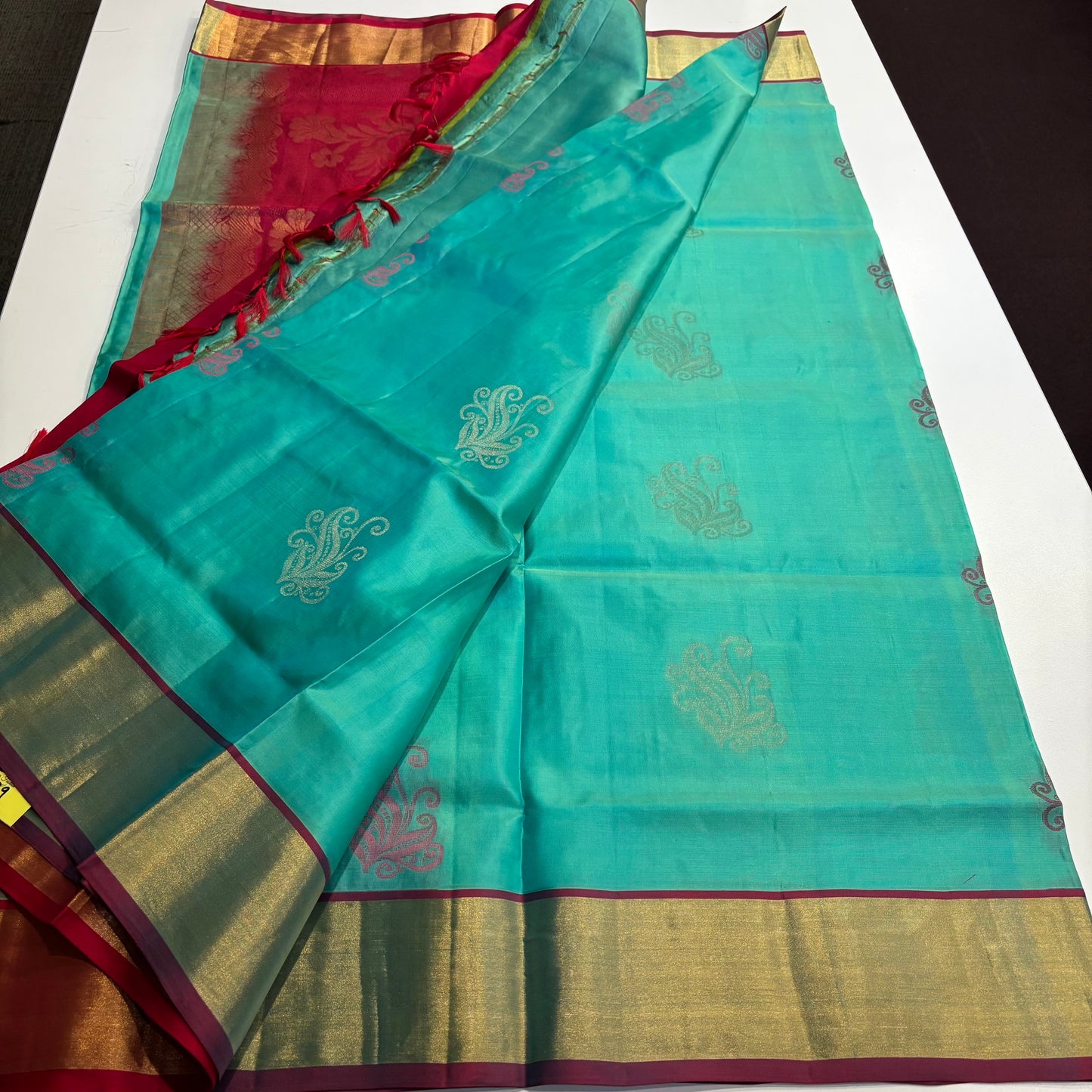 Pure Kanchipuram Silk Saree – Cyan Grace with Rani Pink Radiance