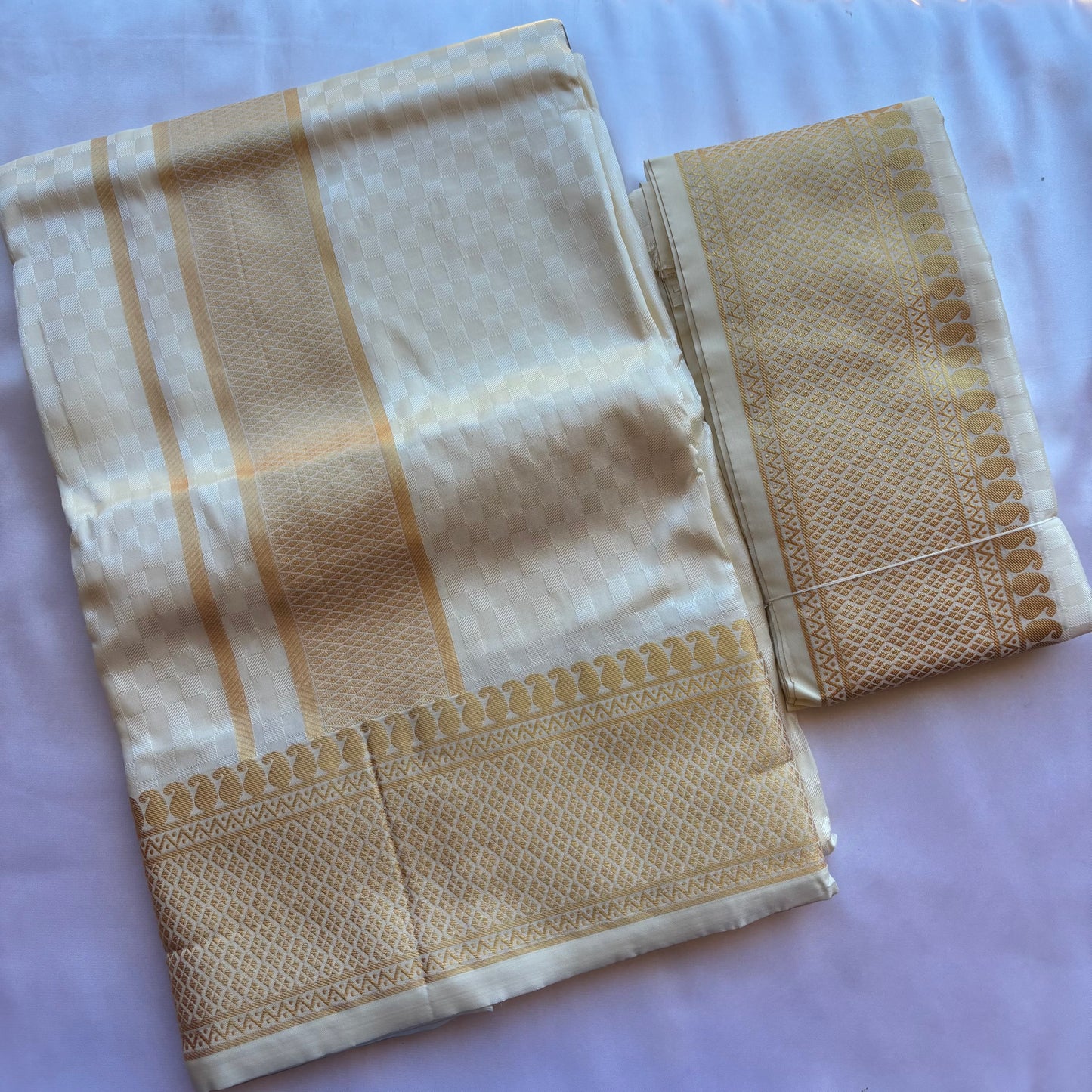 Premium Men’s Silk Veshti Set with Embossed Detailing & Grand Border