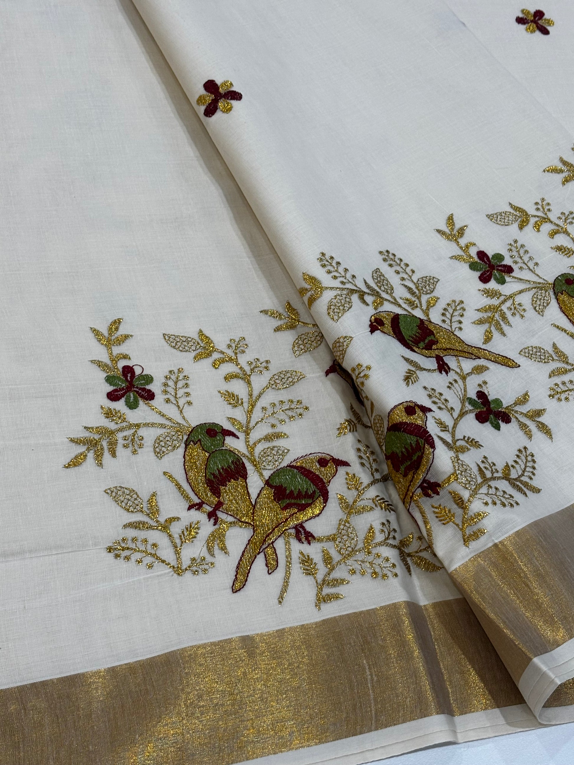 Kerala Kasavu saree with bird embroidery and gold zari border – view 5