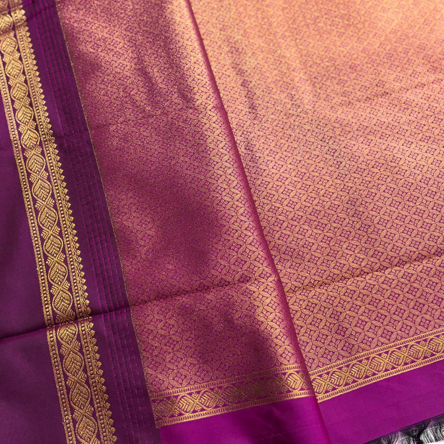 Elegant Light Purple Semi Silk Saree with Dark Purple Contrast Border