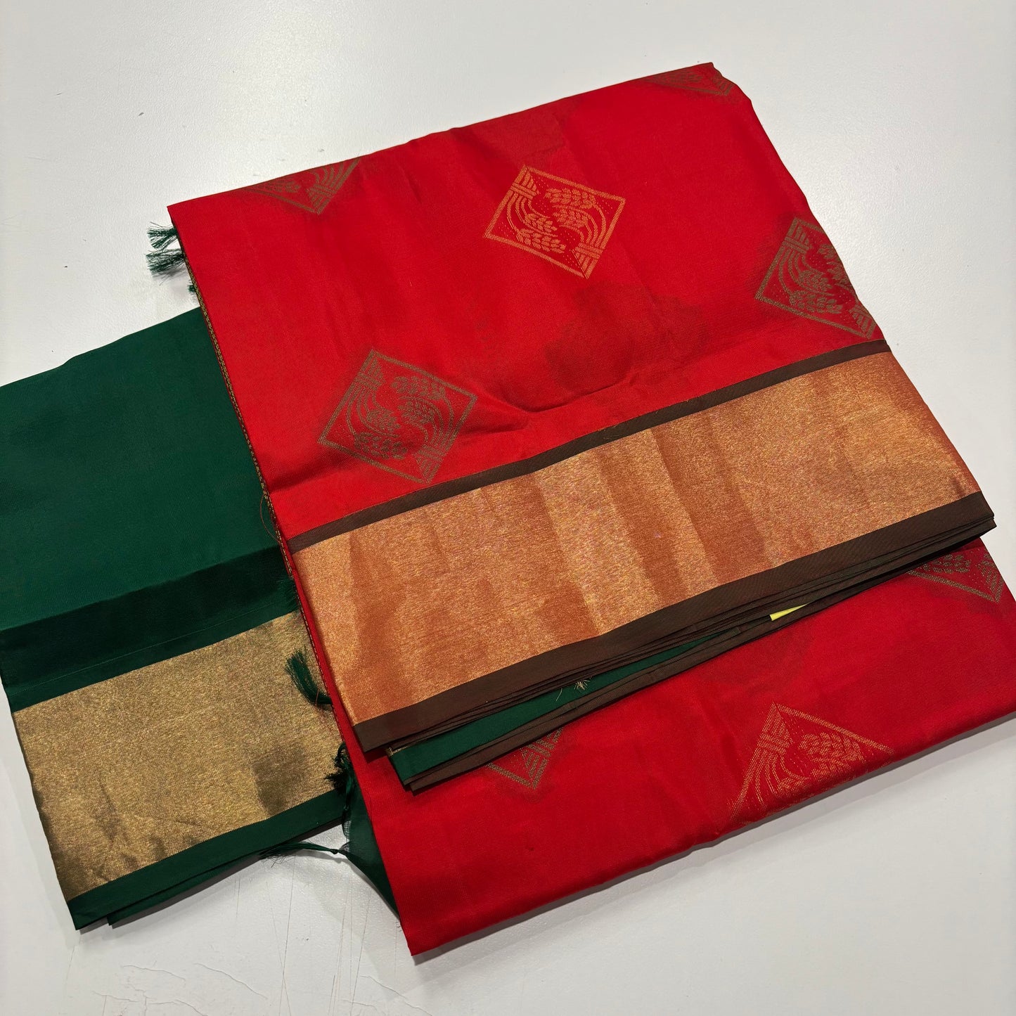 Festive Flame – Pure Kanchipuram Silk Saree in Red & Green