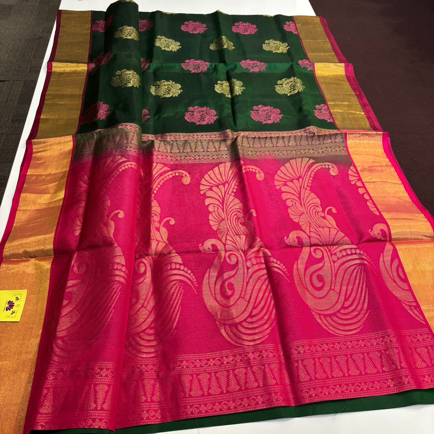 Heritage Elegance – Pure Kanchipuram Saree in Bottle Green with Magenta Zari