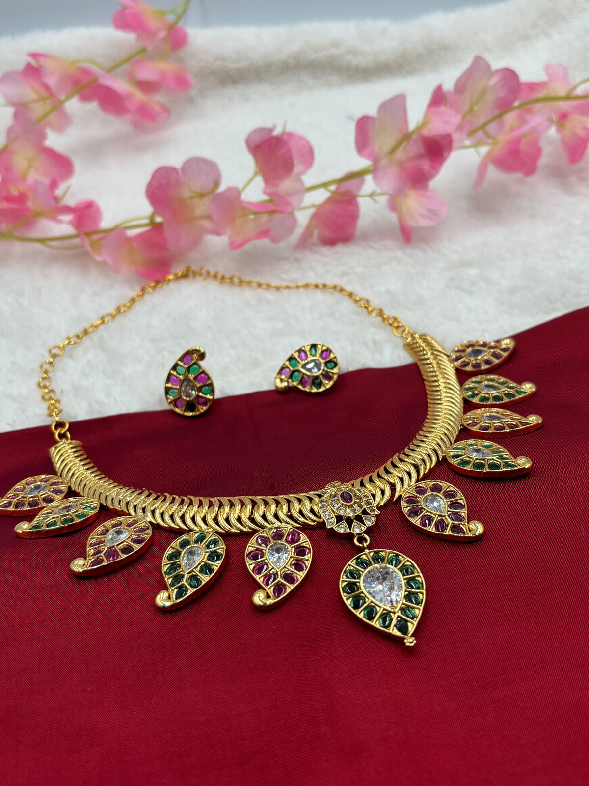Gold Mango Design Necklace Set with Green & Pink Kemp Stones – Traditional Temple Style