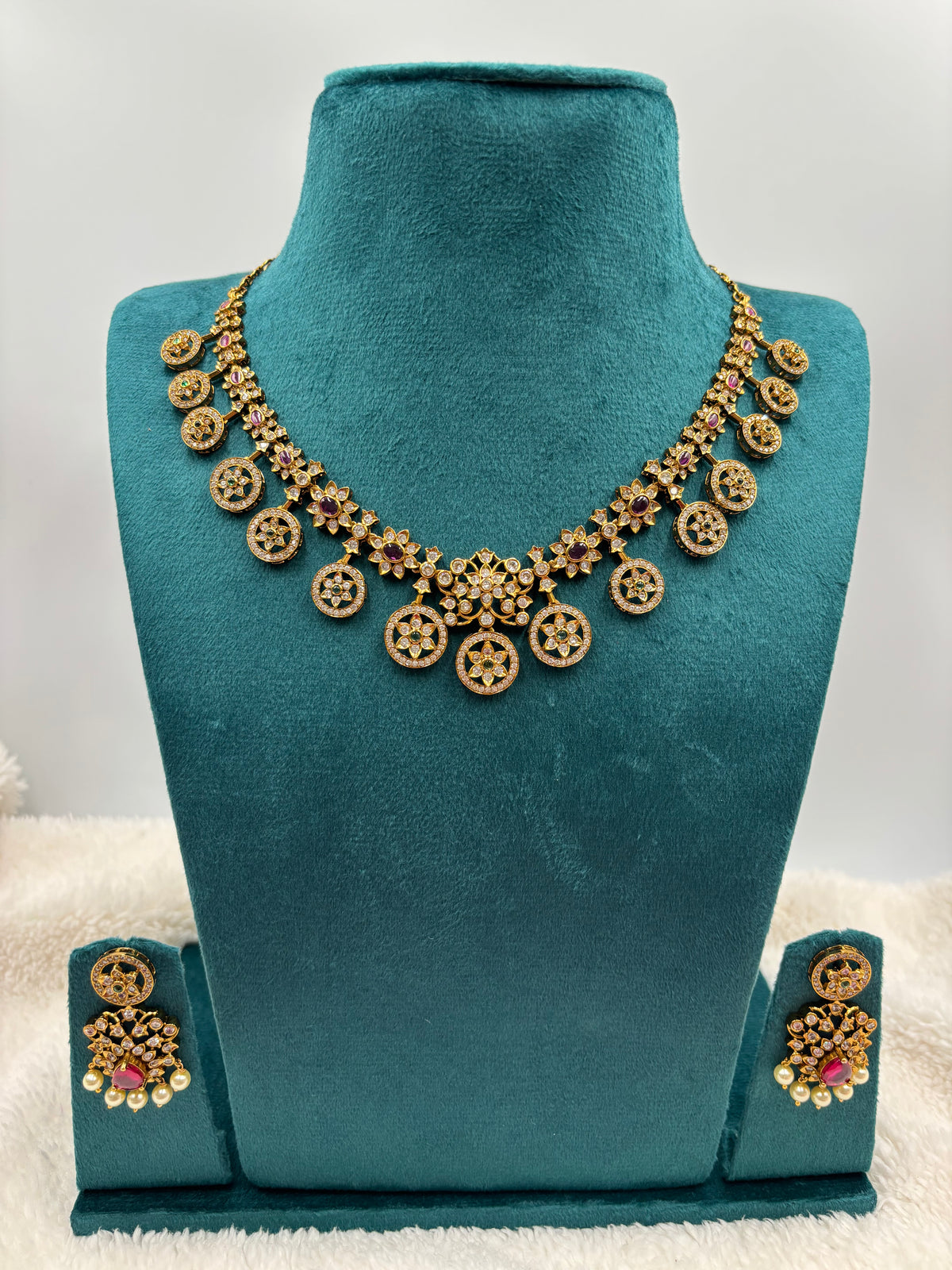 Victorian Stone Necklace Set with Changeable Middle Pendant