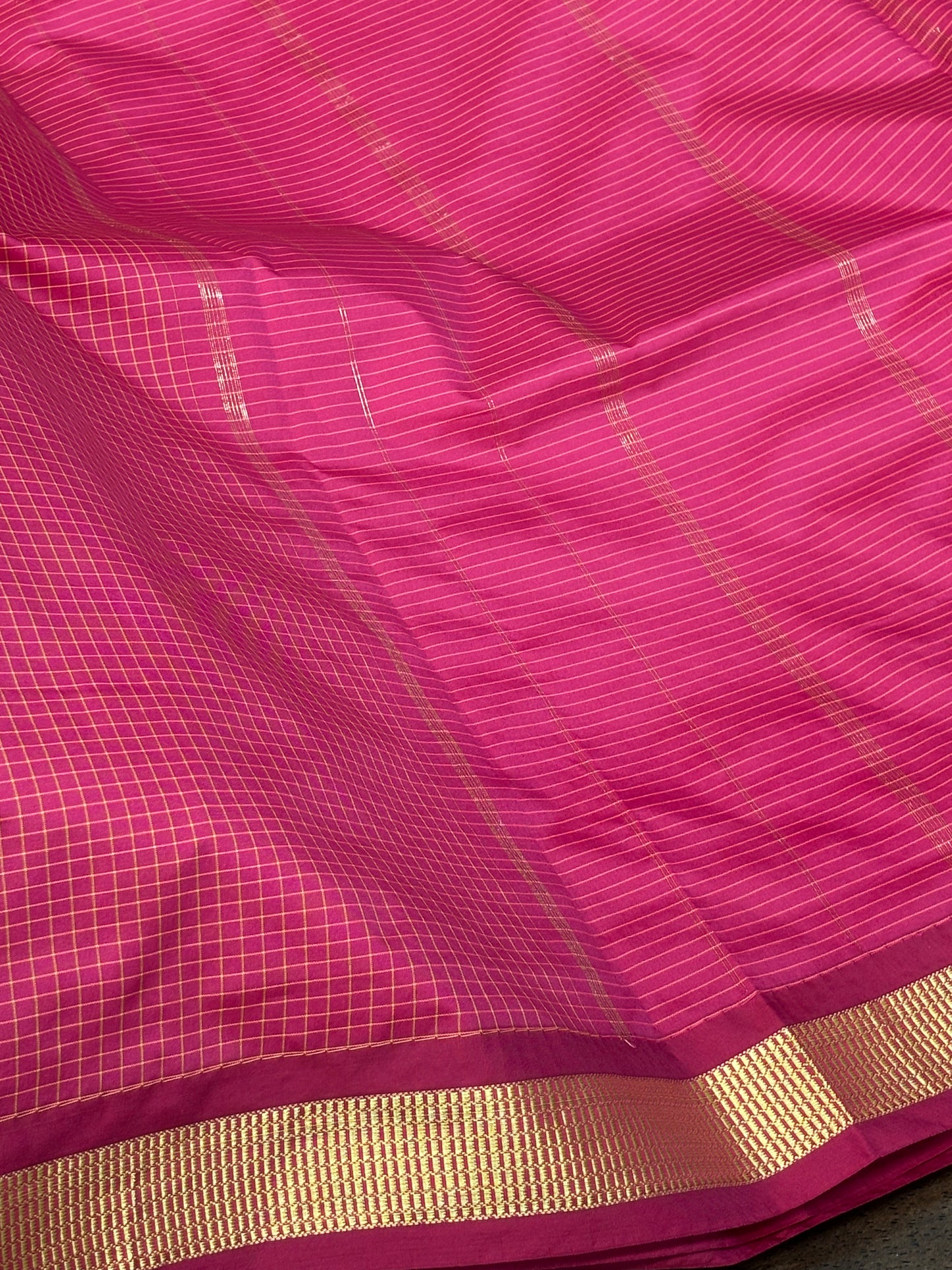Magenta Pink 9‑Yard Semi Silk Saree with Golden Zari Border