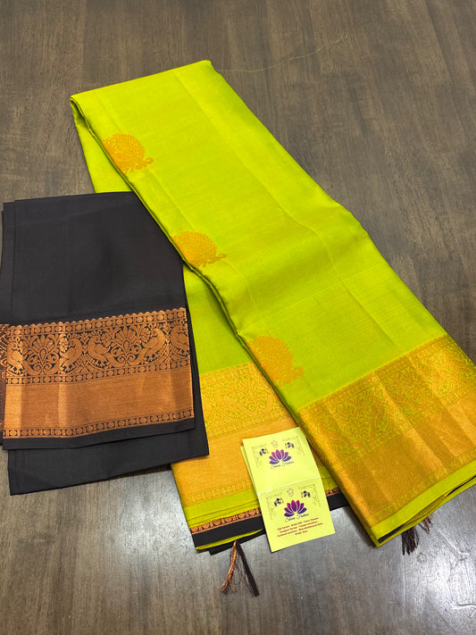 Parrot Green & Coffee Brown Kanchipuram Silk Saree – Elegant Traditional Weave